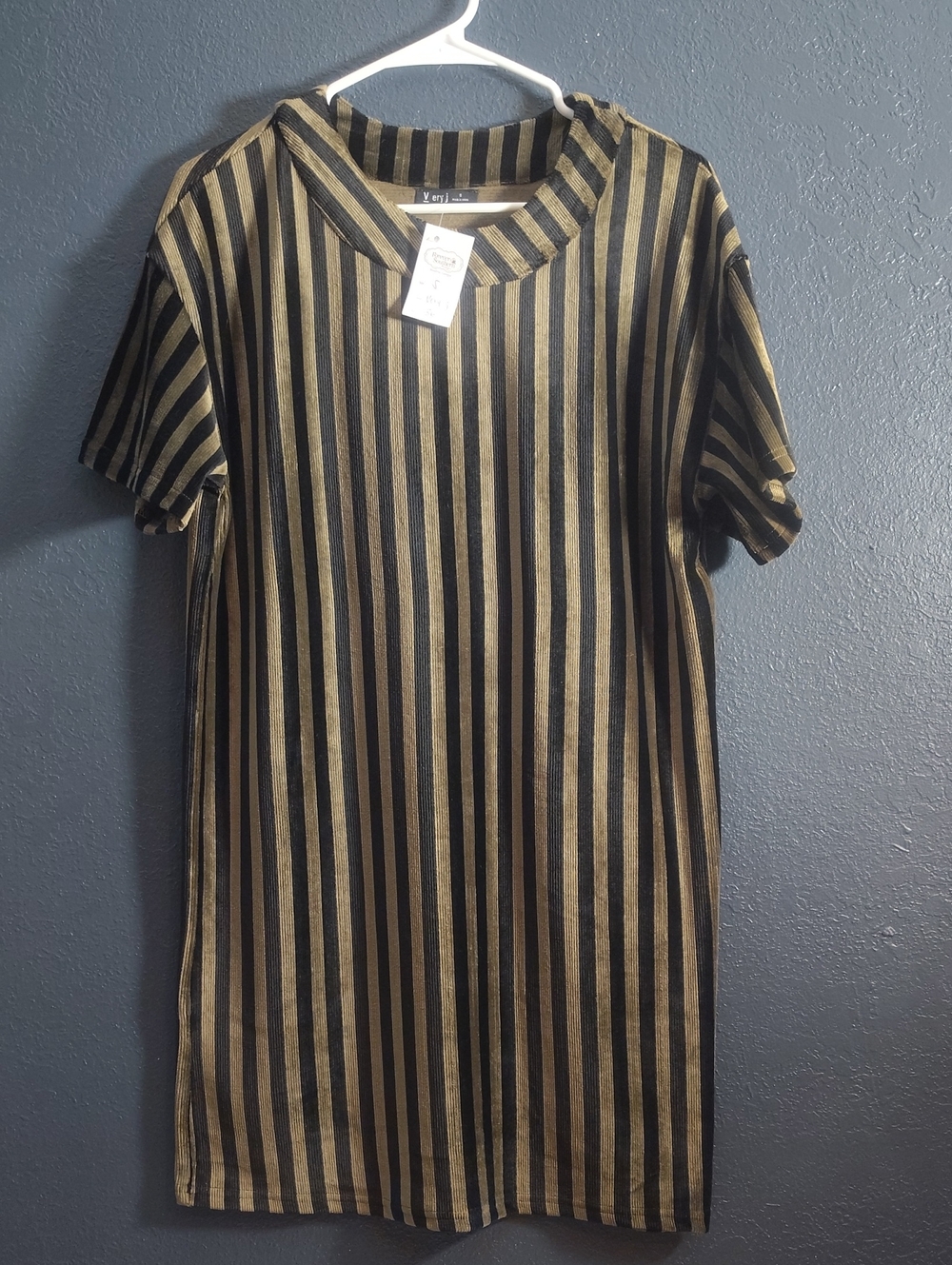 Very J Black and Gold 90s Grunge Vertical Stripe Shift Velvet Mini Dress Small